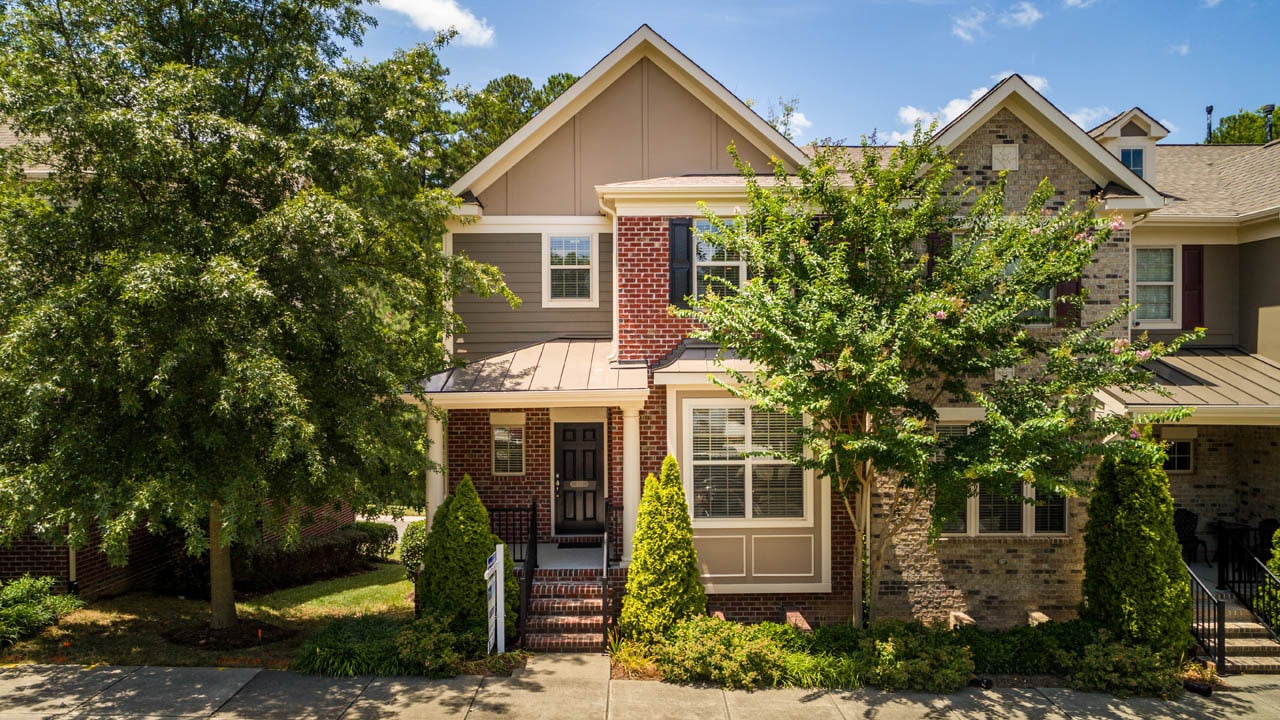 3011 Valleystone Drive, Cary, NC 27519 415,000 TruBlu Realty